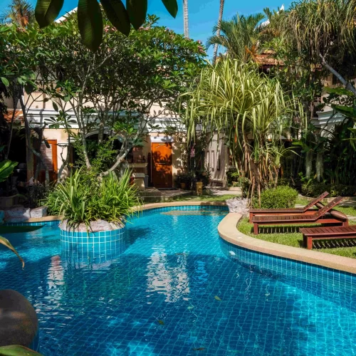 AnyConv.com__swimming-pool-resort (1)